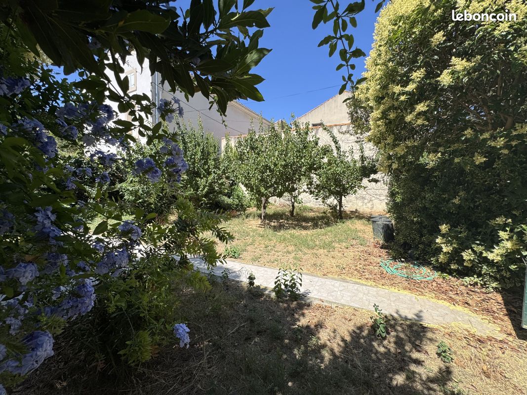 Maison 7 pièces 151 m² · à Coursan · 151 m² · 249 000 €