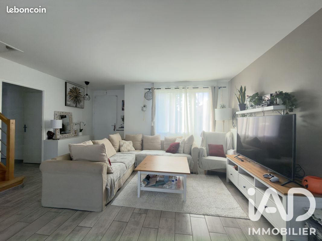 Maison 6 pièces 103 m² · à Bruyères-sur-Oise · 103 m² · 345 000 €