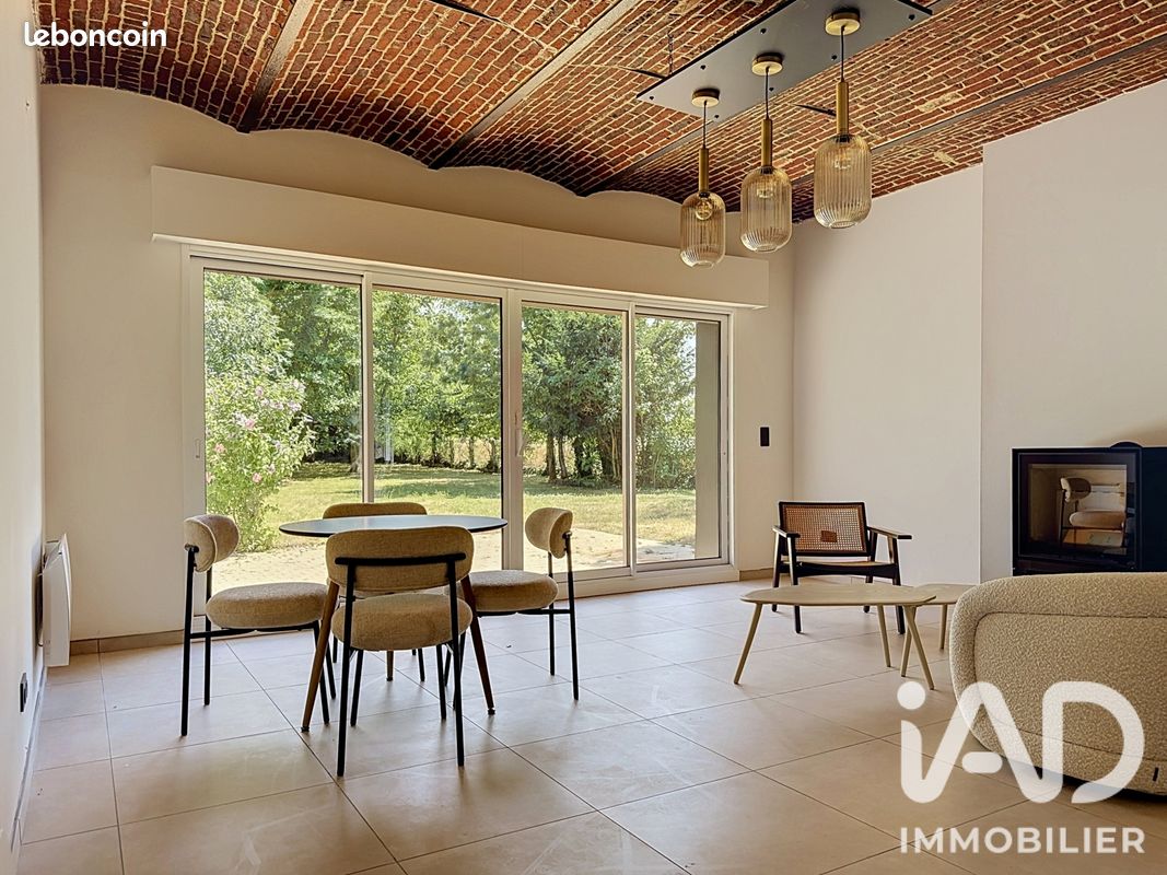 Maison 5 pièces 137 m² · à Englos · 137 m² · 490 000 €