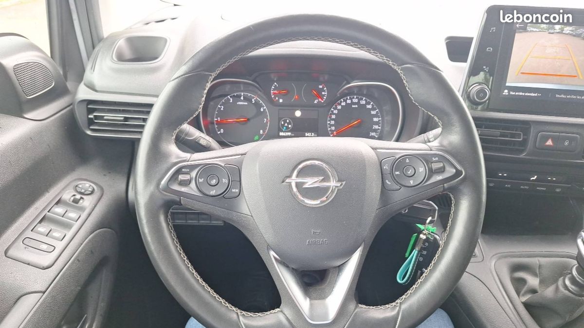 Opel combo life l1h1 1.5 diesel 130 ch startstop (image 20)