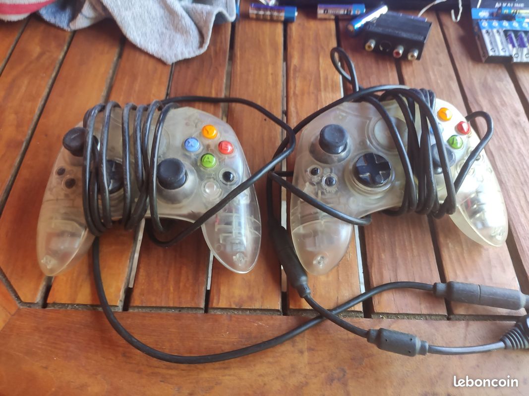 Mannettes Xbox S (image 1)