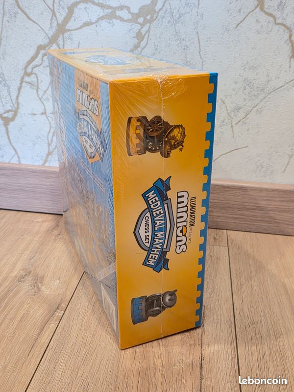 Noble Collection Minions Medieval Mayhem Satranç Seti