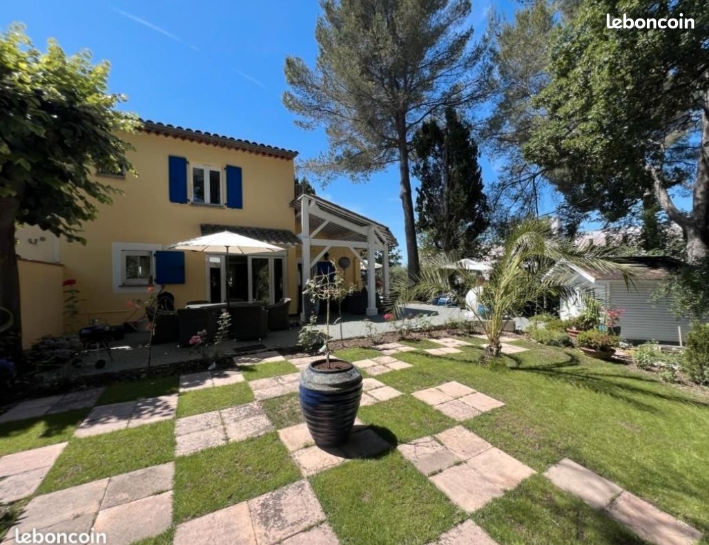 Maison 3 pièces 82 m² · à Cannes · 82 m² · 680 000 €