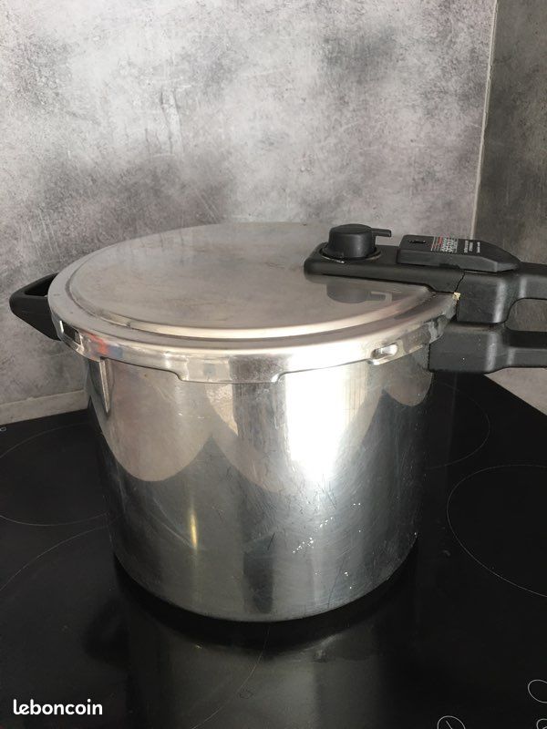 Achetez autocuiseur seb occasion, annonce vente à Metz (57) WB170742087