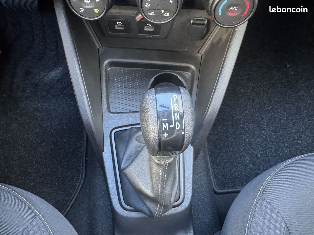 DACIA Duster TCe 150 4x2 EDC Expression (image 17)