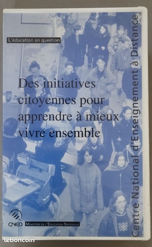 Lot de 6 cassettes relatives au terroir, à la sociologie et à l’éducation (image 3)