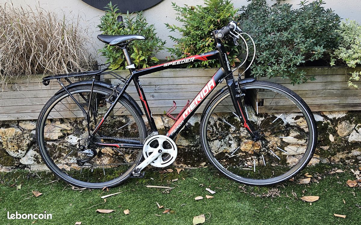 Vélo Merida Speeder T2 – Cadre alu , Shimano, pneus Schwalbe Marathon (image 1)