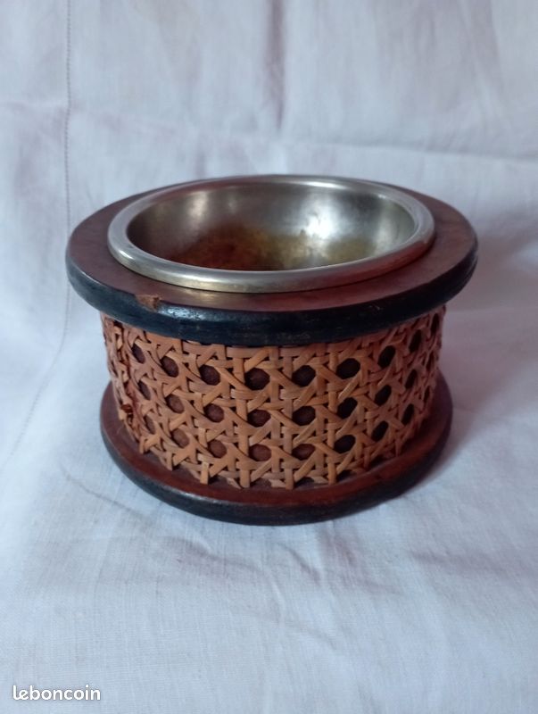 Cendrier en bois, cannage et métal, vintage (image 3)