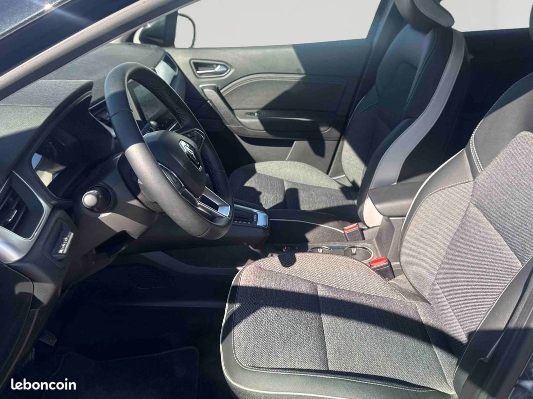 RENAULT Captur E-Tech full hybrid 145 Techno (image 12)