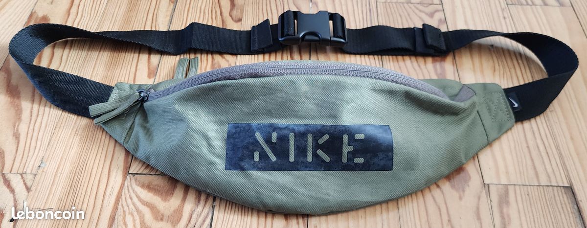 Sac Banane Nike Heritage Sac Banane Nike Heritage Hip Pack Medium