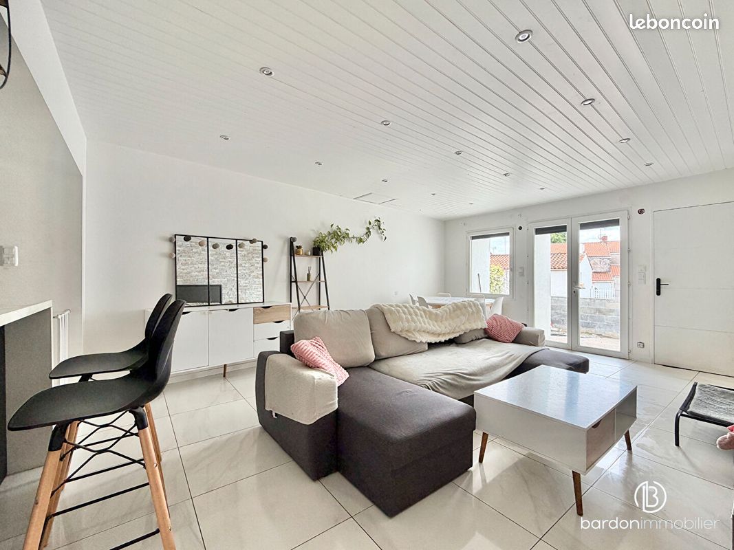 Maison 2 pièces 61 m² (image 1)