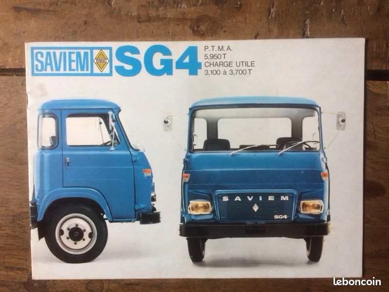 SAVIEM SG4 D PLATEAU A RIDELLES 1:43 HACHETTE IXO - BCN STOCK CARS