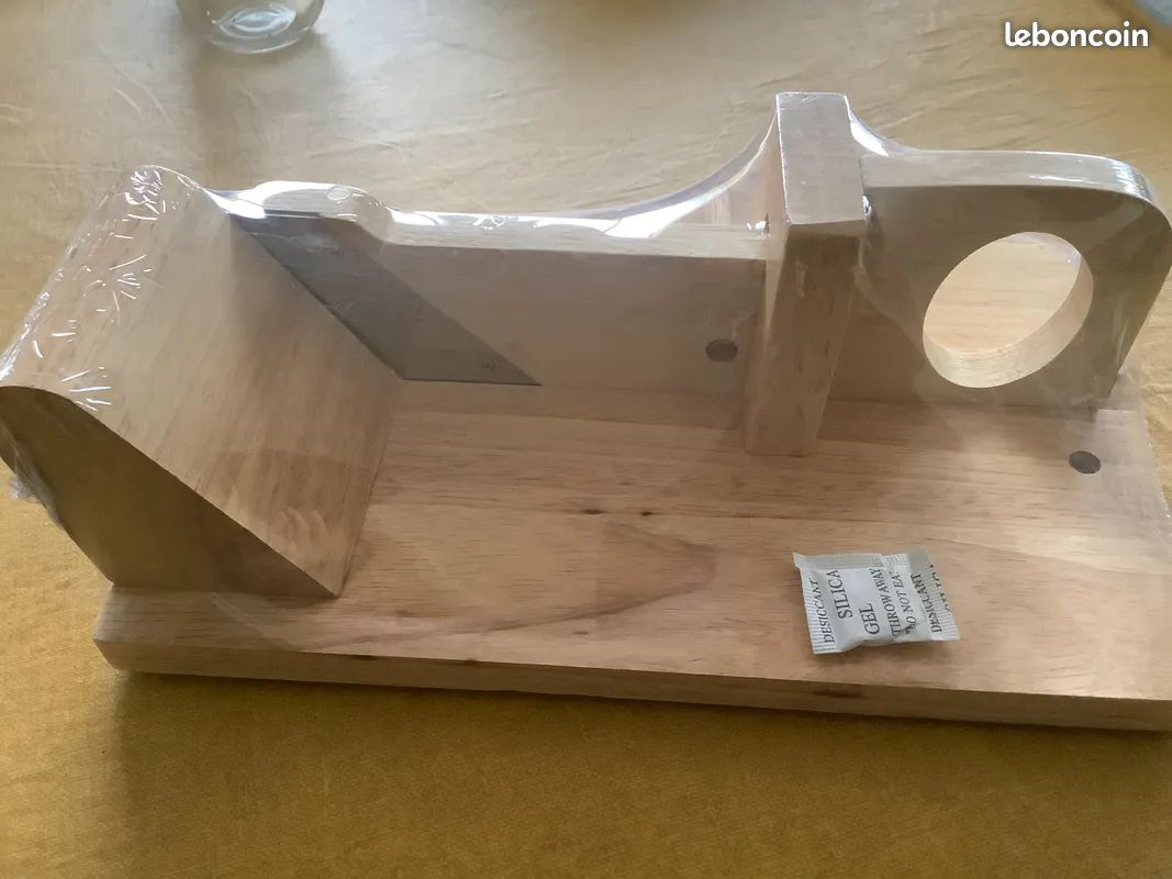 Trancheur / guillotine à saucisson NEUF (image 2)