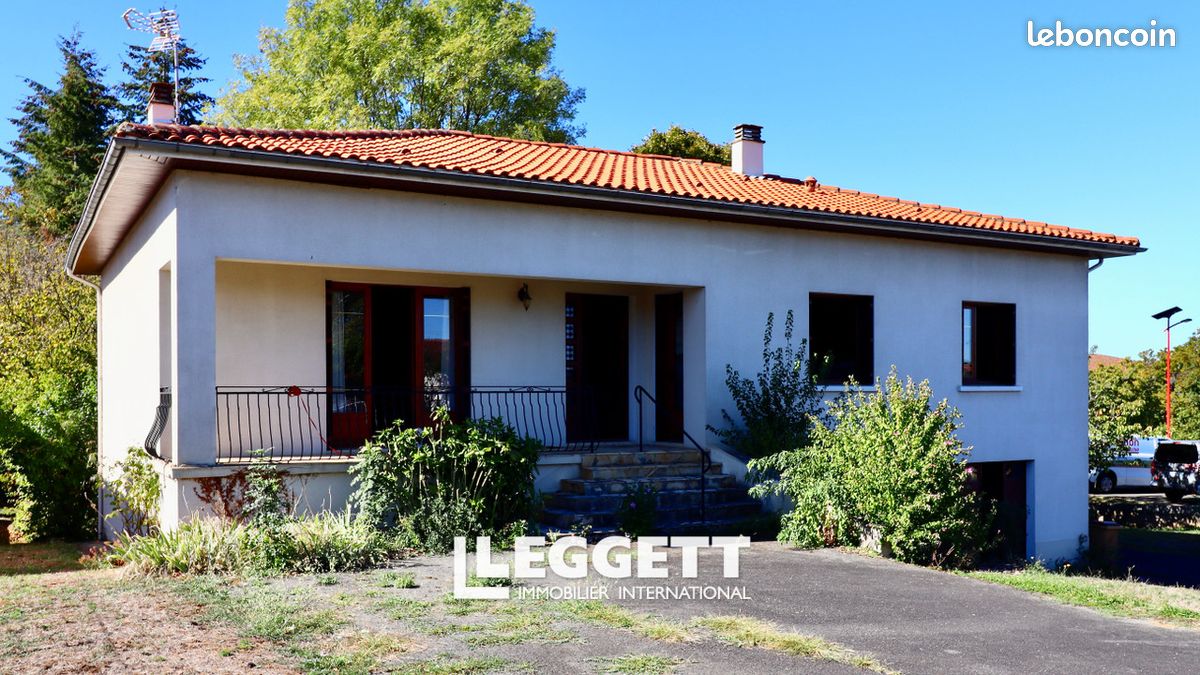 Maison 9 pièces 182 m² · à Montbron · 182 m² · 212 000 €