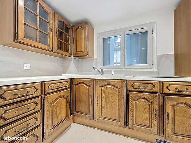 Maison a louer champigny-sur-marne - 8 pièce(s) - 163 m2 - Surfyn