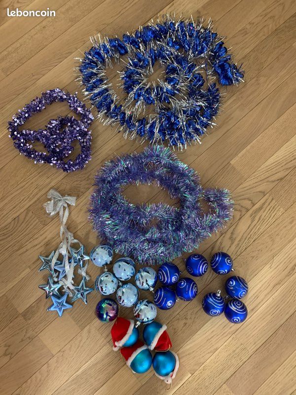 Lot de guirlandes et boules, bleu et blanc. Noël , Hanouka... (image 2)