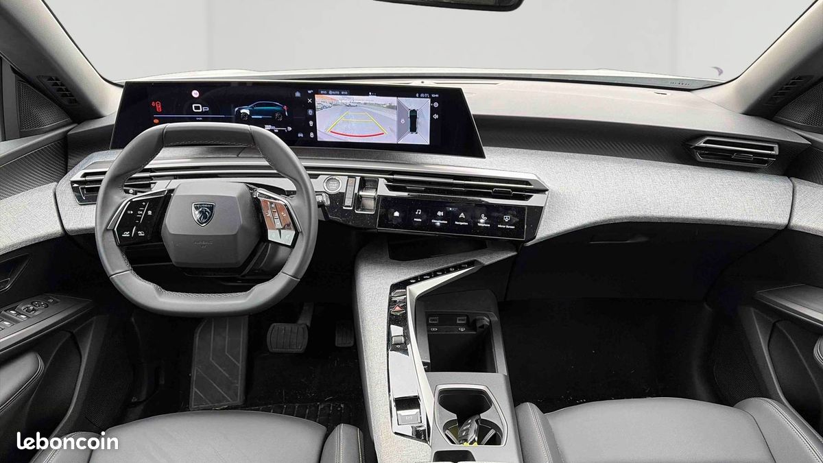 PEUGEOT 3008 Hybrid 136 e-DCS6 Allure (image 6)