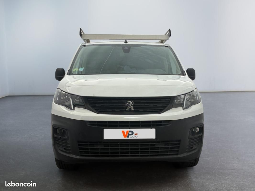 Peugeot Partner FOURGON STANDARD 1000 KG BLUEHDI 100 S&S BVM6 PREMIUM (image 8)
