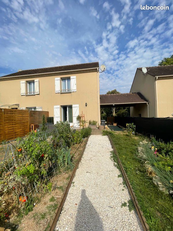 Maison 3 pièces 60 m² · à Frémainville · 60 m² · 235 000 €