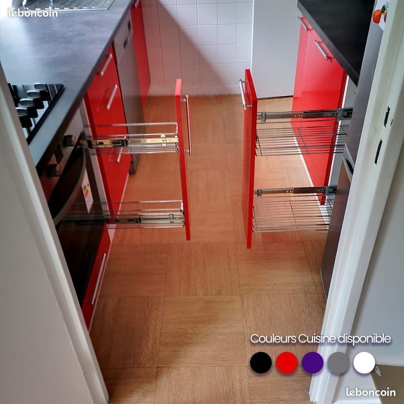 Meuble de cuisine rouge d’angle personnalisable (image 2)