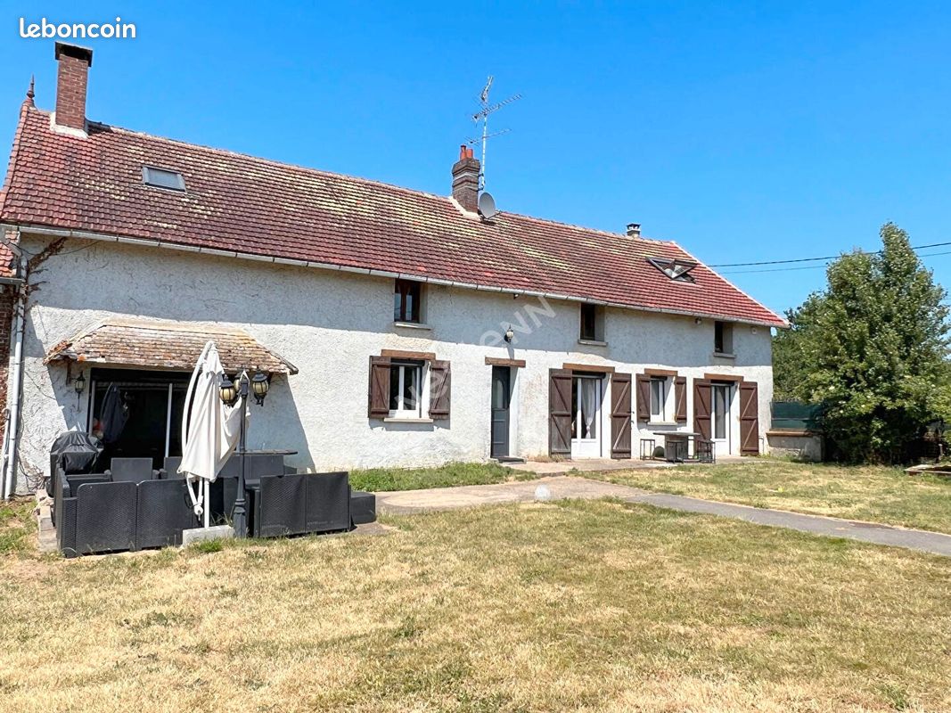 Maison 10 pièces 270 m² · à Chaumont-en-Vexin · 270 m² · 324 000 €