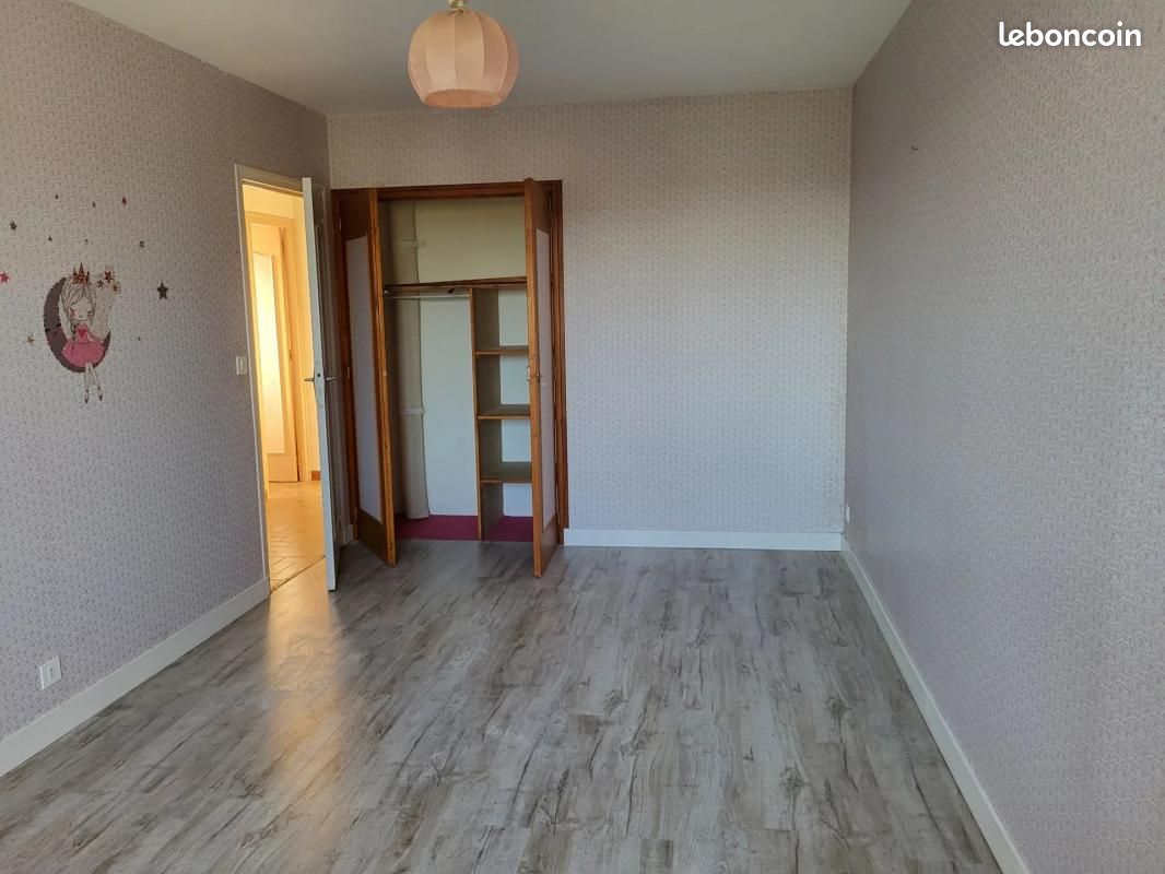 Maison 105 m² Leignes Sur Fontaine - Leignes-sur-Fontaine 86300 (image principale 10)
