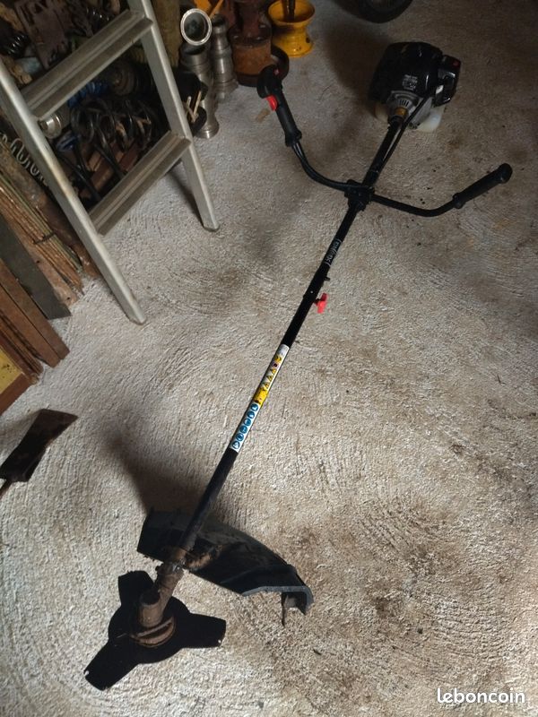 Protecteur Lame Sur Scie Radiale Scheppach Mss8db Et Woodstar SL8lu