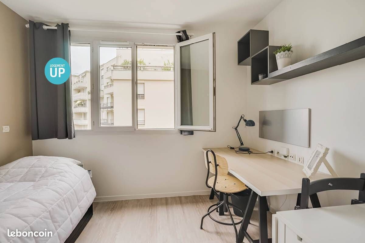Appartement 1 pièce 17 m² · à Issy-les-Moulineaux · 17 m² · 827 €/mois