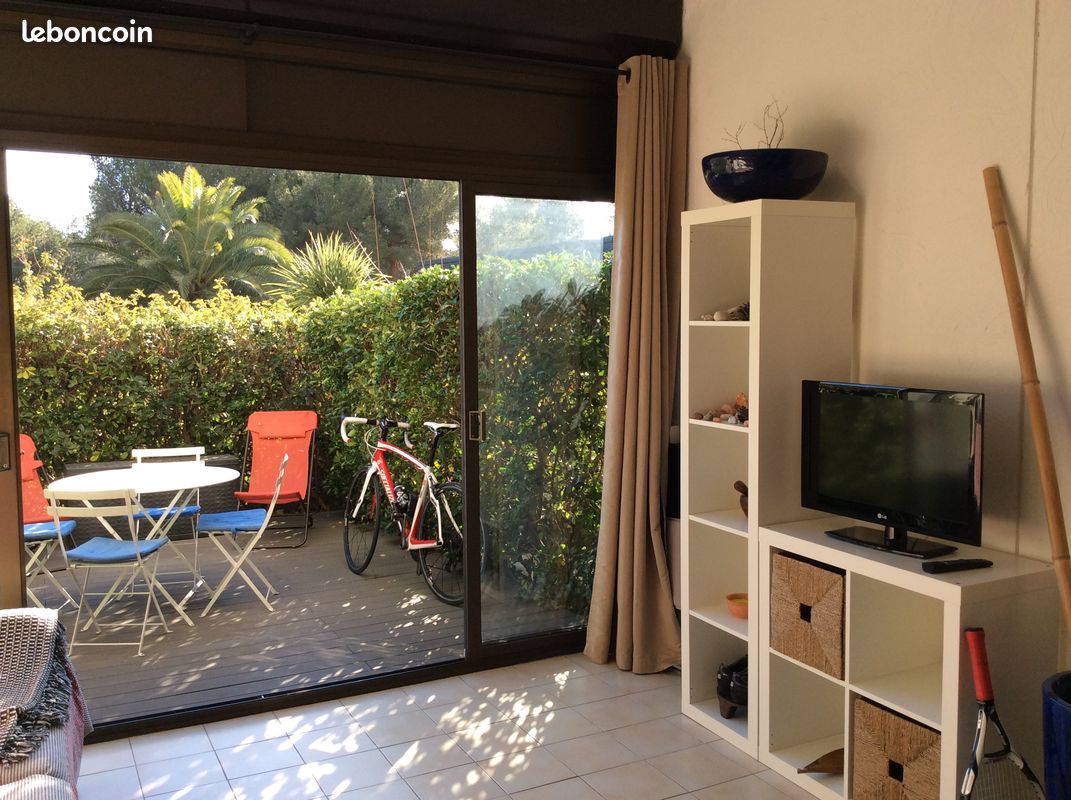 Studio bord de mer dans parc avec piscines (image 4)
