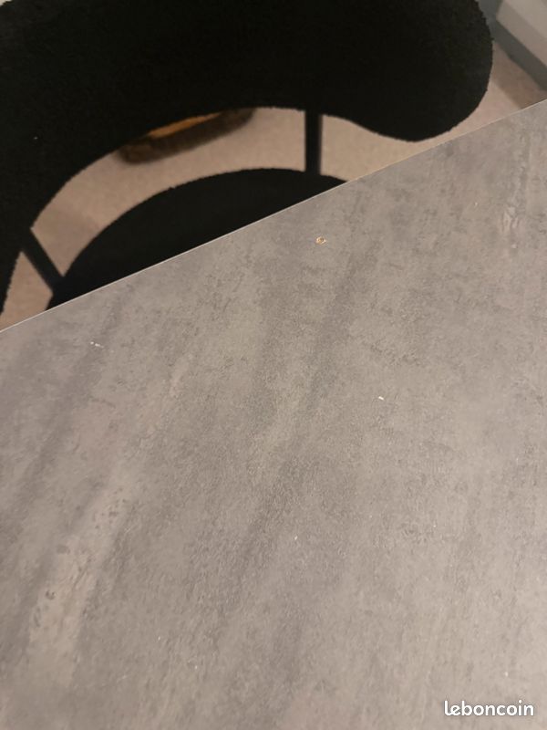 Table (image 6)
