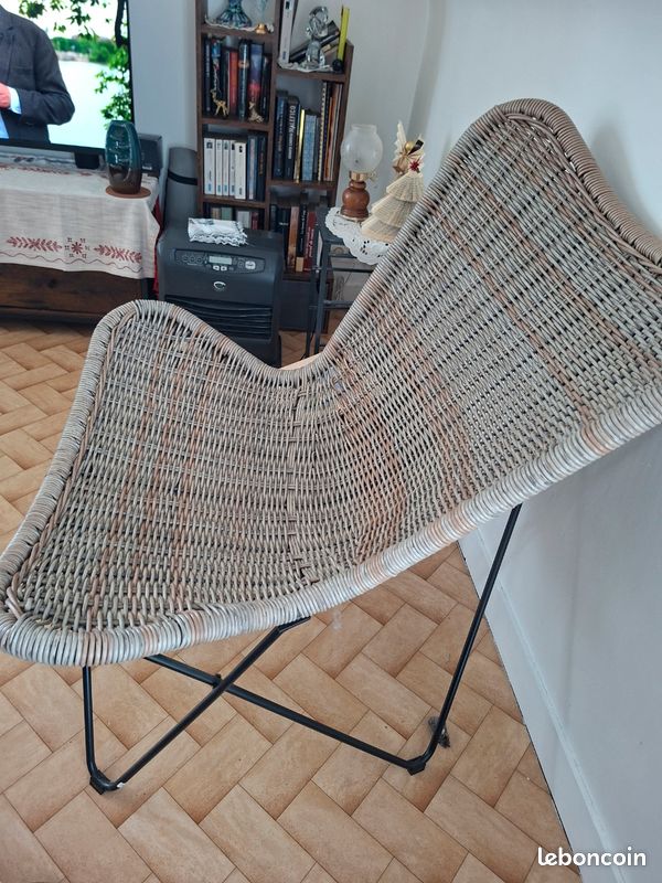 Fauteuil rotin et metal (image 2)