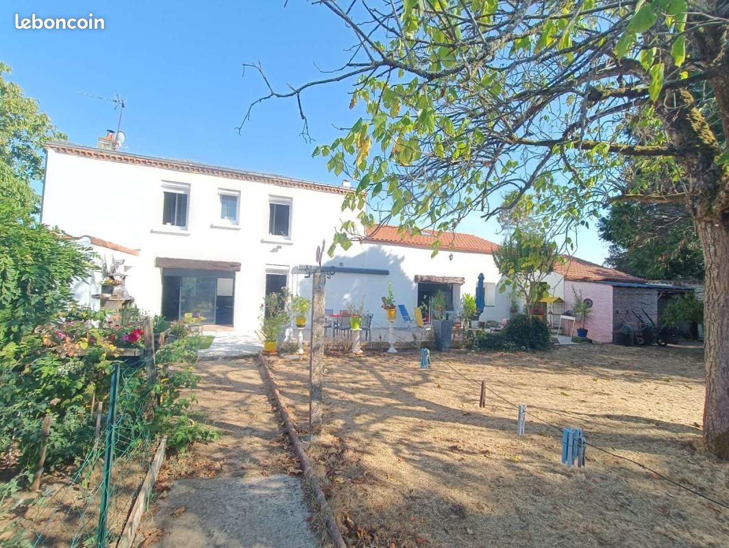 Maison 5 pièces 165 m² · à Corcoué-sur-Logne · 165 m² · 306 000 €