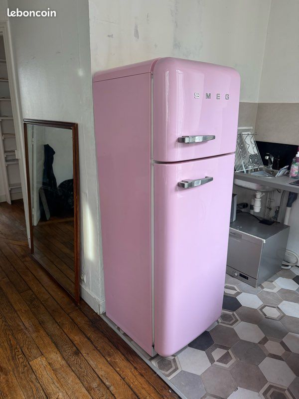 Frigo smeg rose rétro vintage À RÉCUPÉRER AUJOURD’HUI (image 1)