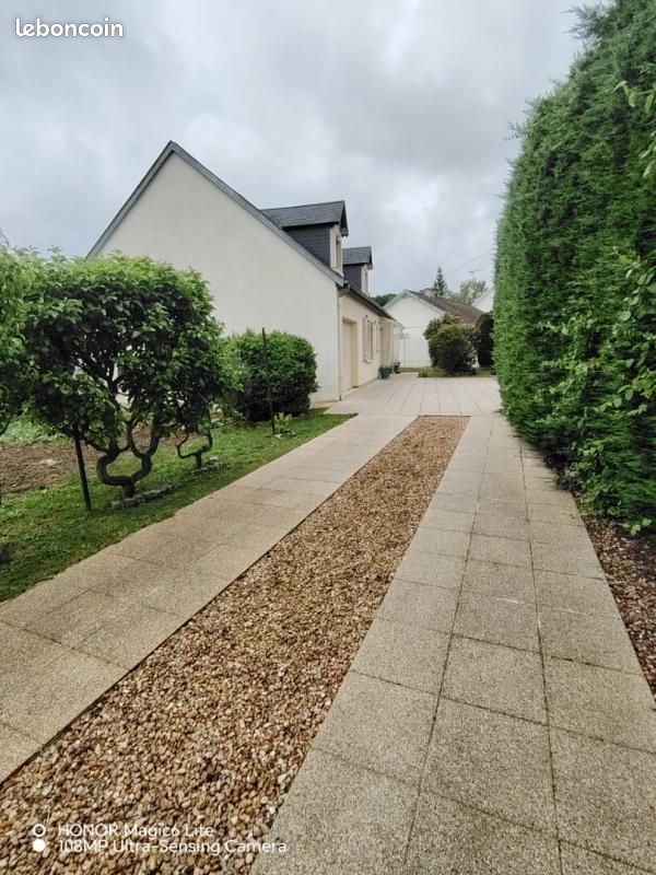 Maison 5 pièces 157 m² · à Morée · 157 m² · 215 000 €