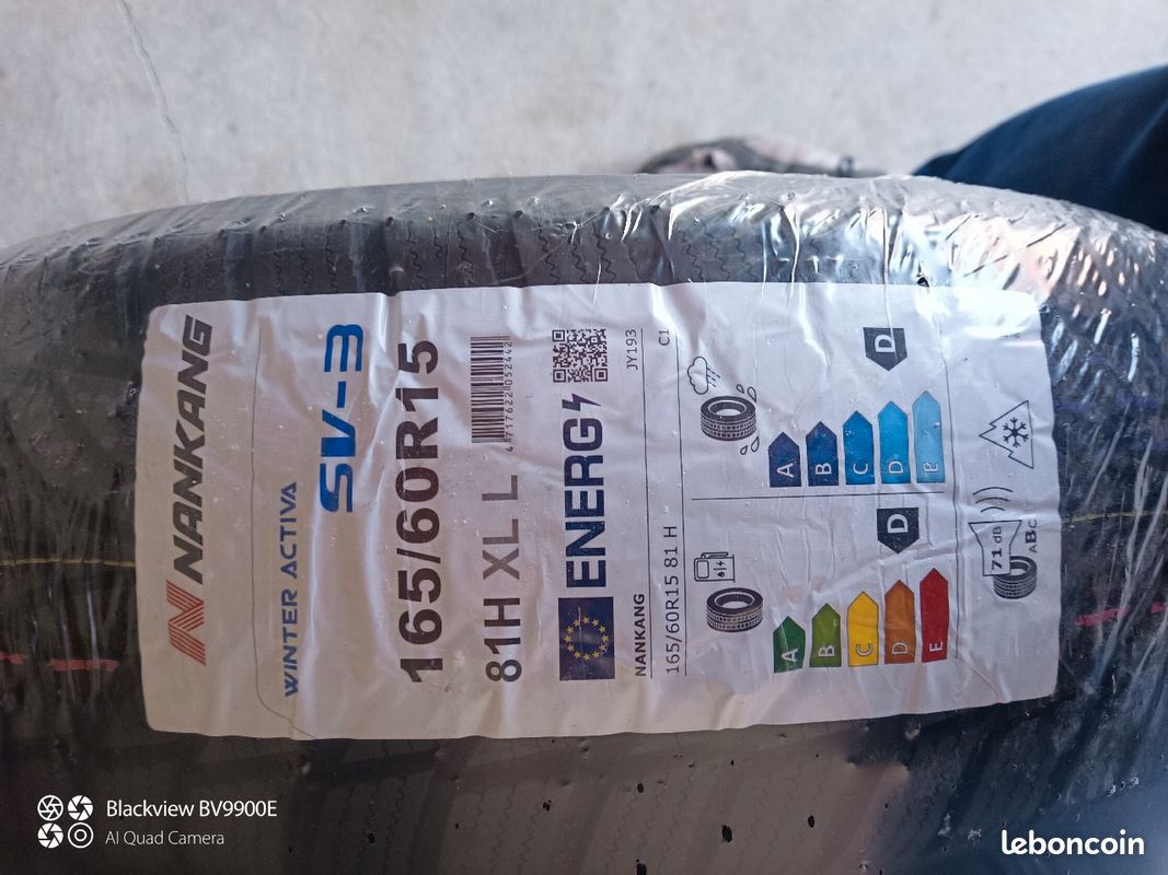 2 pneus hiver neuf 165/60/15/81h Équipement auto