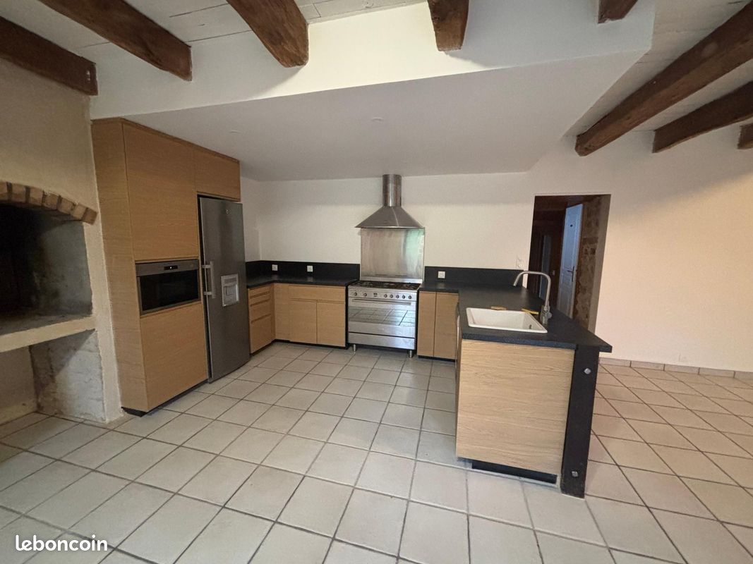 Maison 4 pièces 115 m² · à Pleucadeuc · 115 m² · 980 €/mois