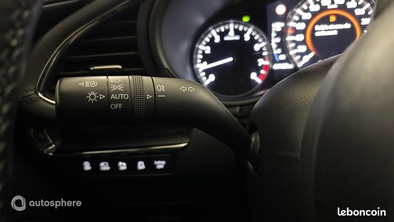 Mazda Mazda3 2.0 e-SKYACTIV-G M-Hybrid 122ch Business Executive BVA 2022 (image 23)