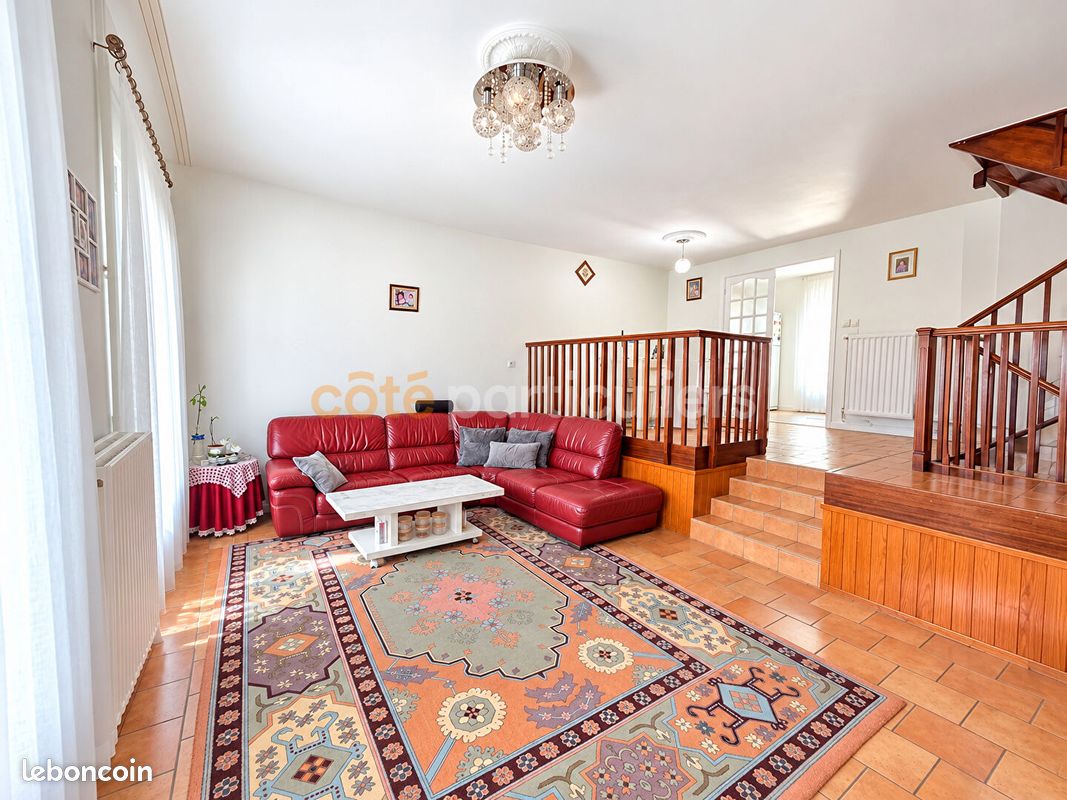 Maison 4 pièces 93 m² · à Saint-Jean-de-la-Ruelle · 93 m² · 228 800 €