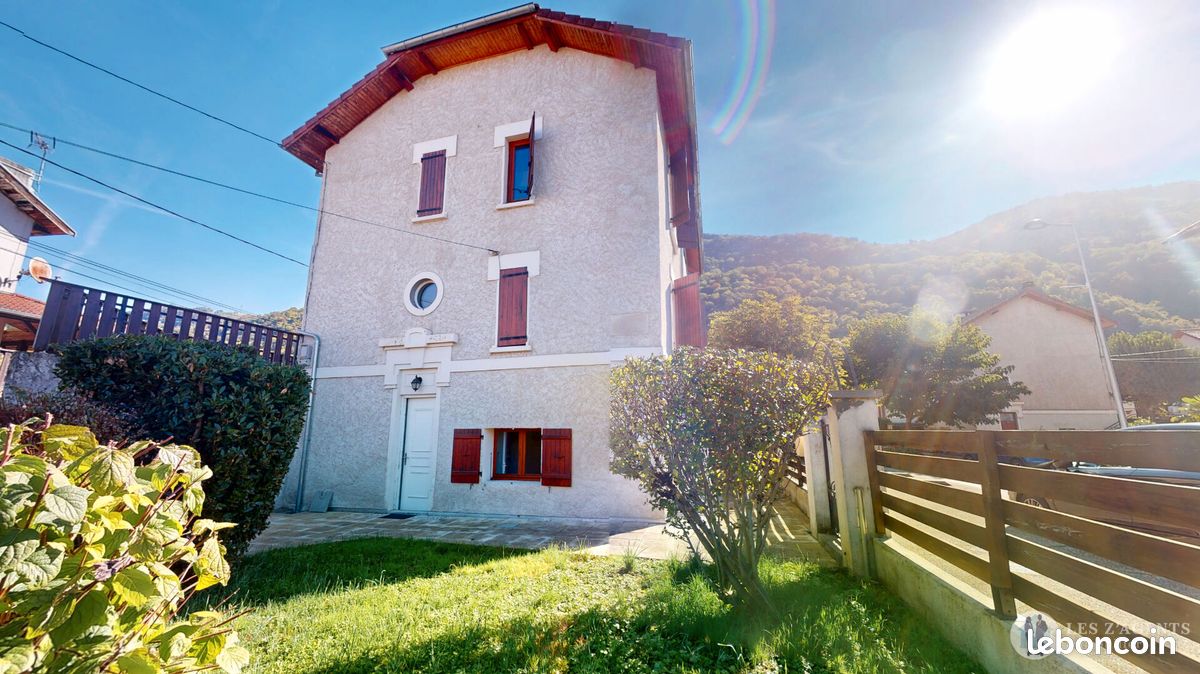 Maison 4 pièces 88 m² · au Versoud · 88 m² · 272 000 €