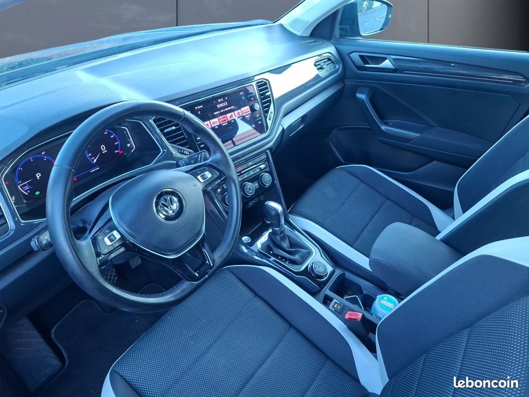 Volkswagen T-Roc 2.0 Tdi 150 ch Carat 4motion Dsg Bva Start-stop /Distri ok/Suivi complet/Croffre... (image 9)