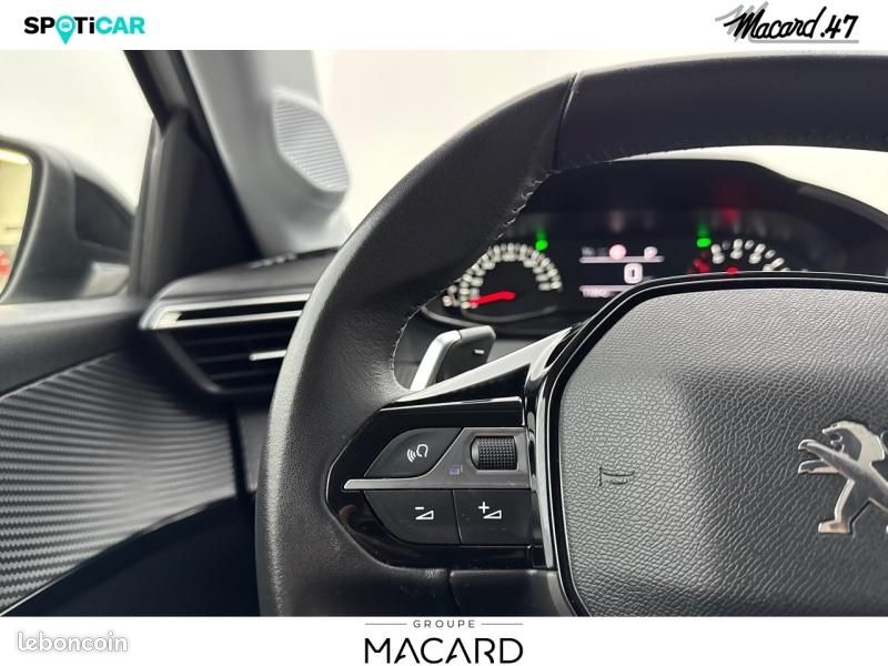 Peugeot 208 1.2 PureTech 100ch S&S Style EAT8 (image 36)