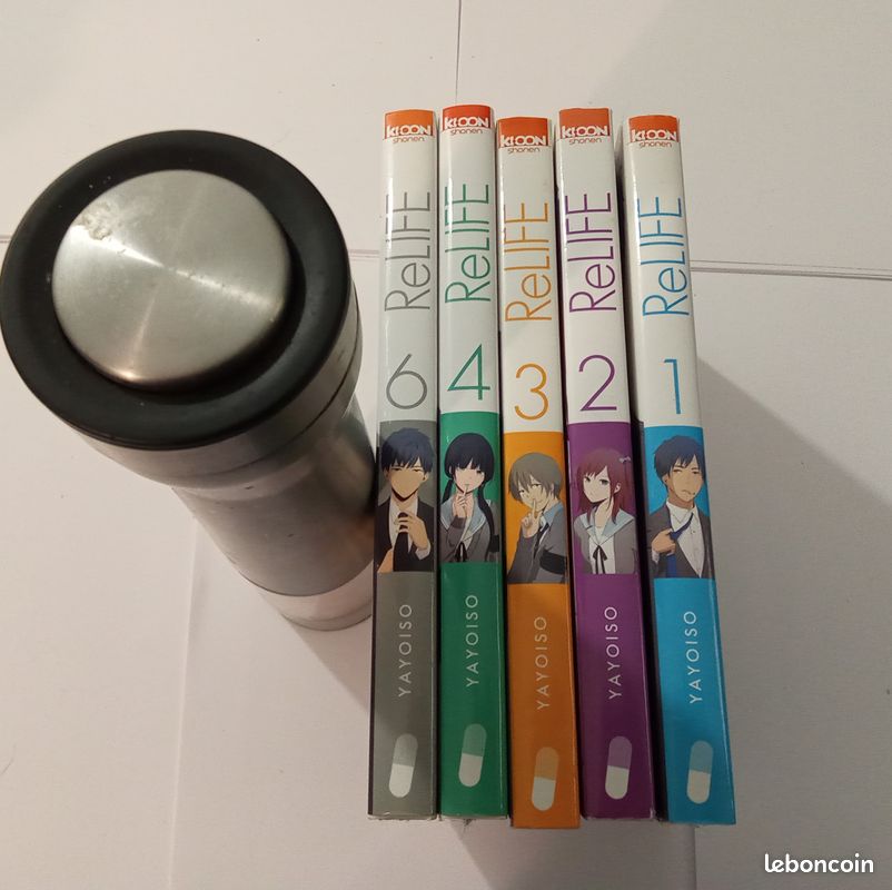 Lot de 5 Mangas ReLIFE tomes 1,2,3,4 et 6 (image 1)