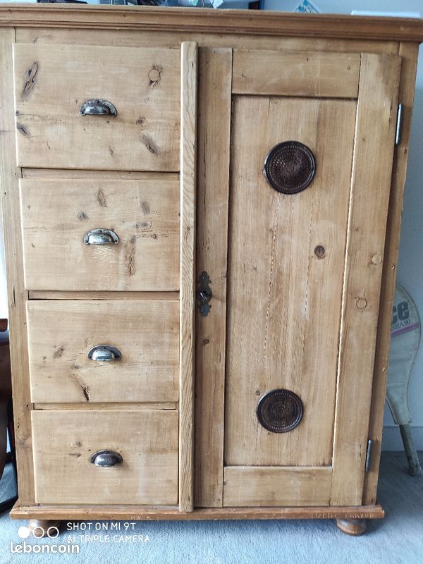 Armoire a vendre (image 1)