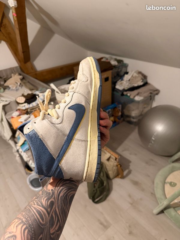 Nike dunk sb lost at sea (image 5)