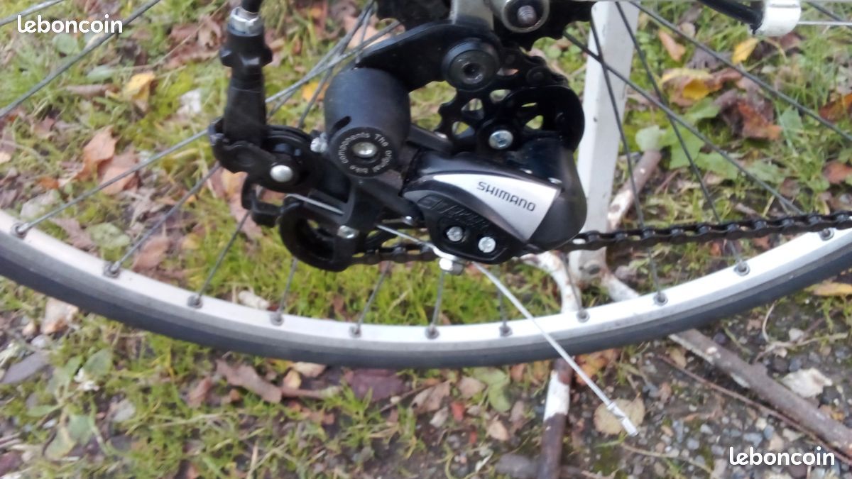 Vélo de loisirs Decathlon Sport 7.2 en aluminium, idéal pour les balades sur route. - Type de vélo : Vélo de loisirs - (image 5)