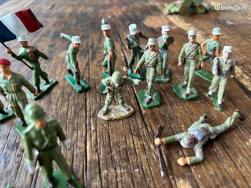 Lot De 4 Soldats Starlux – Croix Rouge – Brancardier Et Blessé – Seconde Guerre