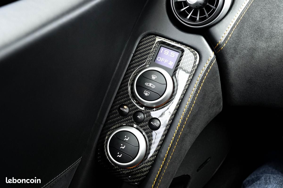 McLaren MP4-12C MP4 Coupe (image 38)