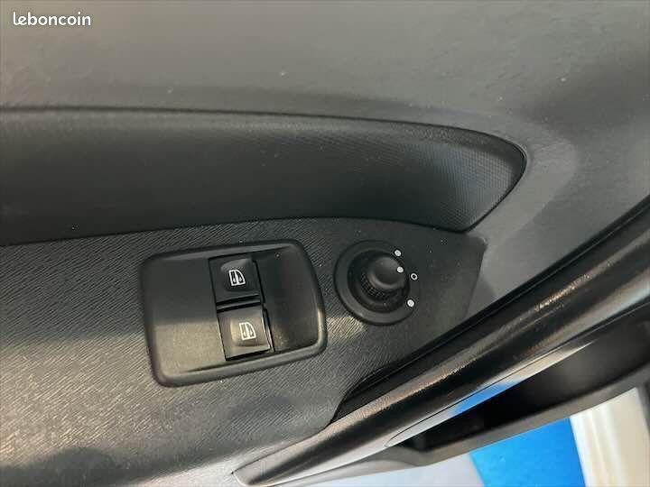 Renault Kangoo Express 1.5 DCI 90 CH ENERGY GRAND CONFORD (image 37)