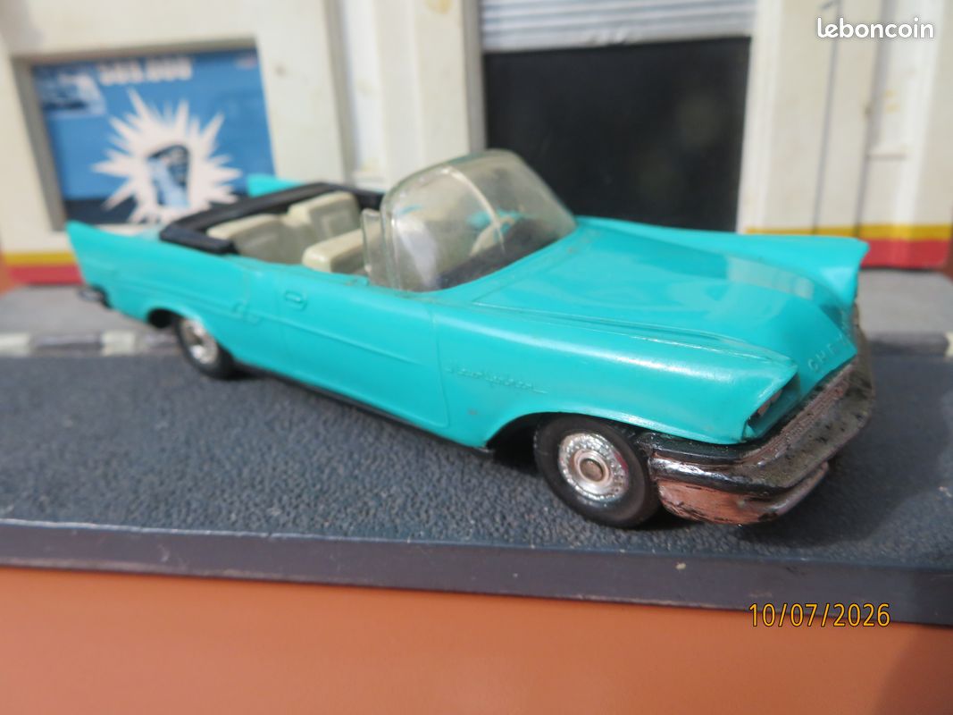 Norev ancienne , chrysler new-yorker avec attache caravane , 1/43° (image 4)