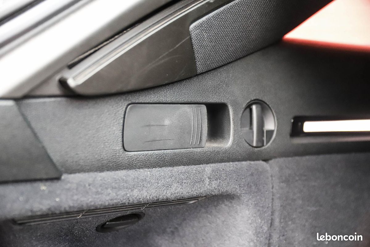 AUDI A4 AVANT 2.0 35 TFSI 150 S-tronic BREAK S line PHASE 3 (image 34)